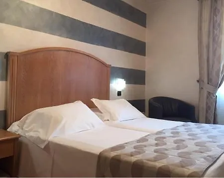 Ligure Otel 4*