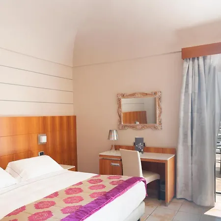 Ligure 4* Alassio