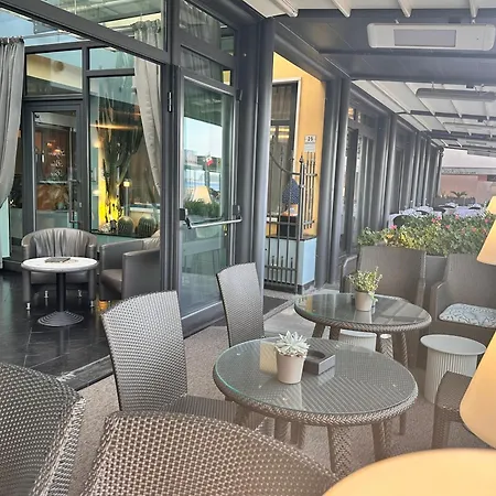 Ligure Ξενοδοχείο Αλάσιο